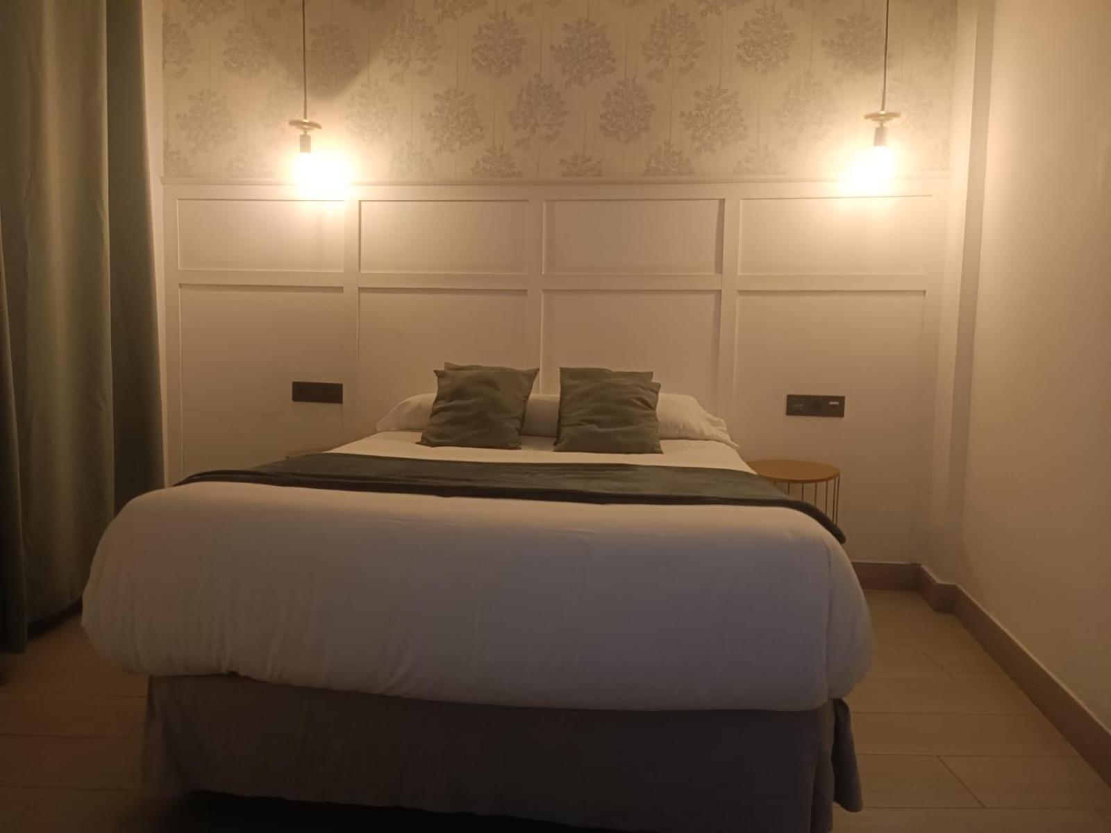 Cedran Hotel